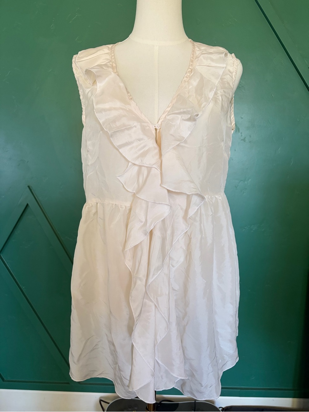 CAbi Ivory Ruffle V-Neck Sleeveless Blouse